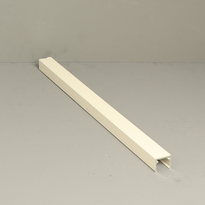 Grillo Baguette de finition RAL9001 Blanc crème 4000mm